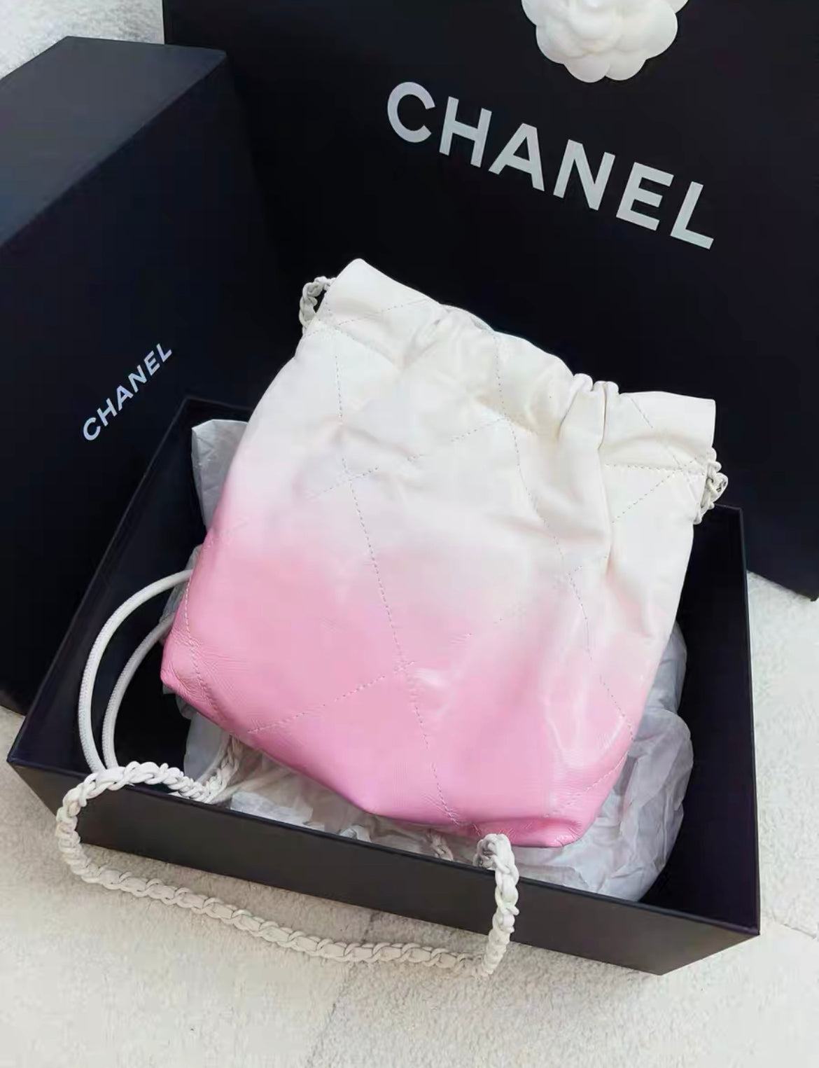 24S Chanel 22 Mini Handbag Patent Calf Leather With Gradient And Lacquered Metal White Light Pink