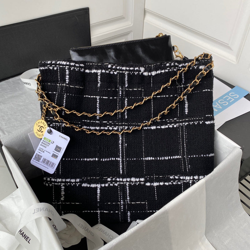 Chanel Luxury Handbag Style 413