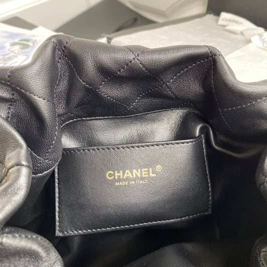 Chanel Luxury Handbag Style 625