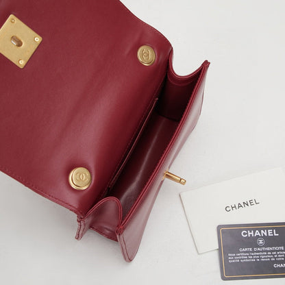 Chanel Luxury Handbag Style 643