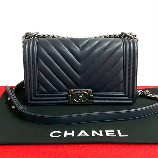 Chanel Boy Leather Shoulder Bag Style 8
