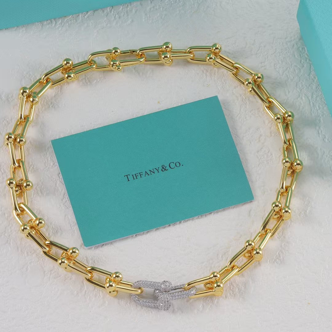 High-quality Tiffany necklaces and bracelets