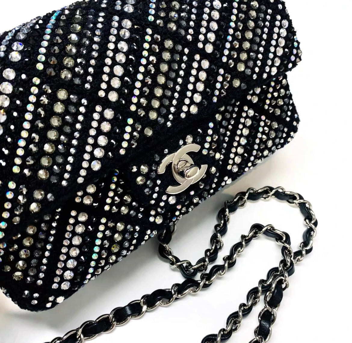 Chanel Chanel 22 Tweed Black Shoulder Bag