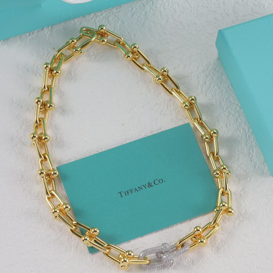 High-quality Tiffany necklaces and bracelets