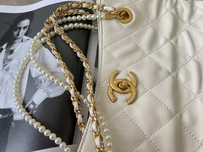 Chanel Luxury Handbag Style 624