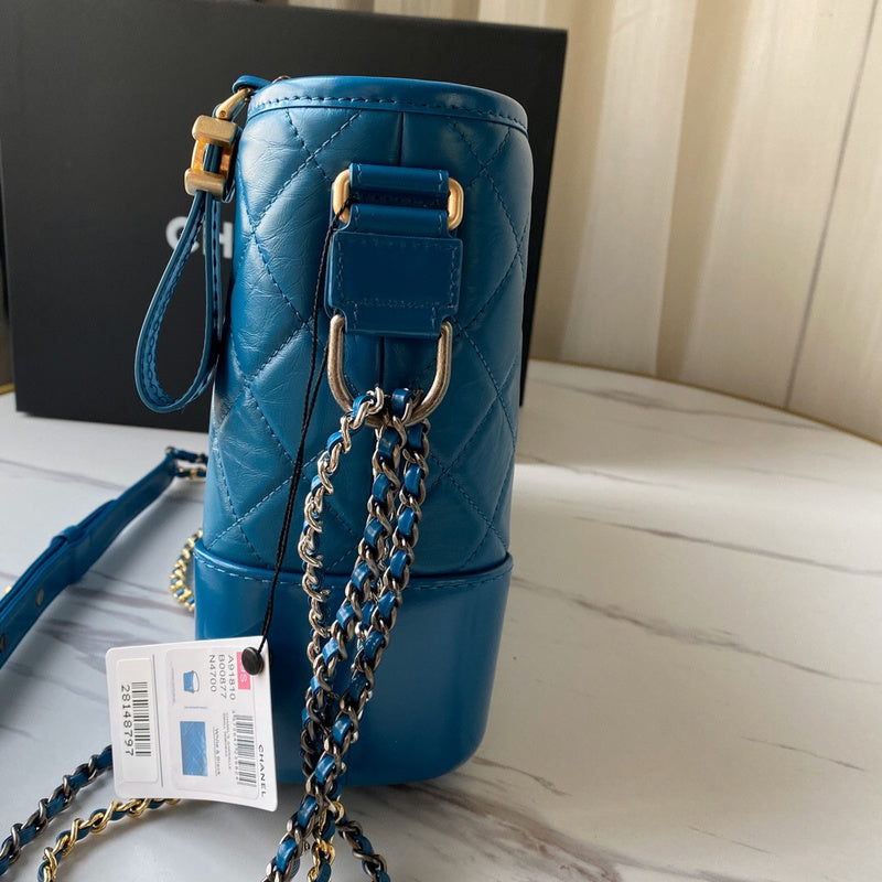 Chanel Luxury Handbag Style 475