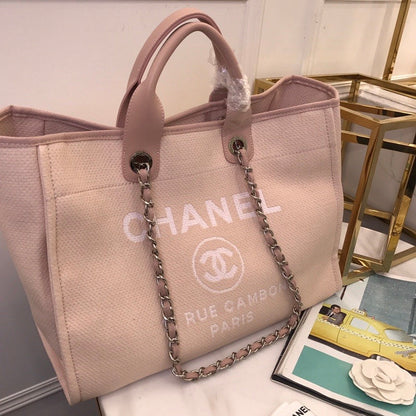 Chanel Luxury Handbag Style 547
