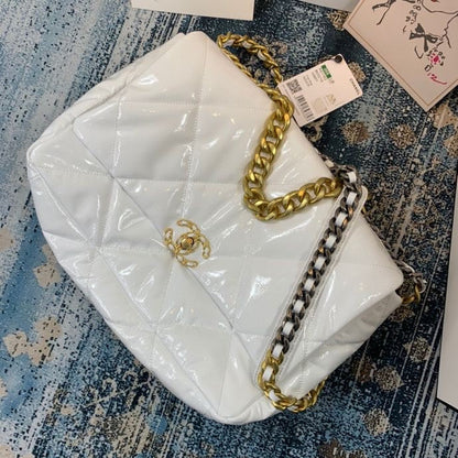 Chanel Luxury Handbag Style 571