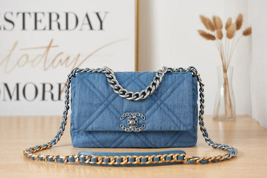 Chanel Luxury Handbag Style 458