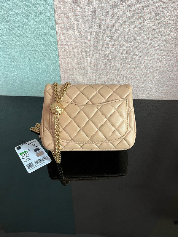 Chanel Luxury Handbag Style 82