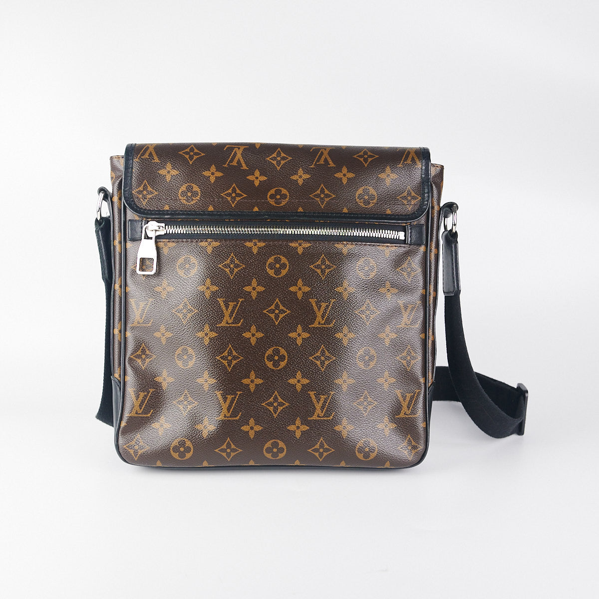 Louis Vuitton Messenger Bag Monogram Macassar