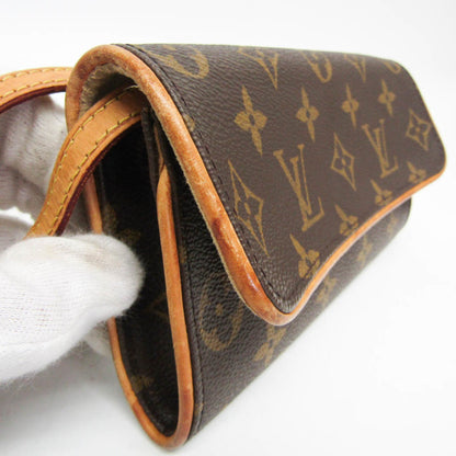 Louis Vuitton    Shoulder Bag