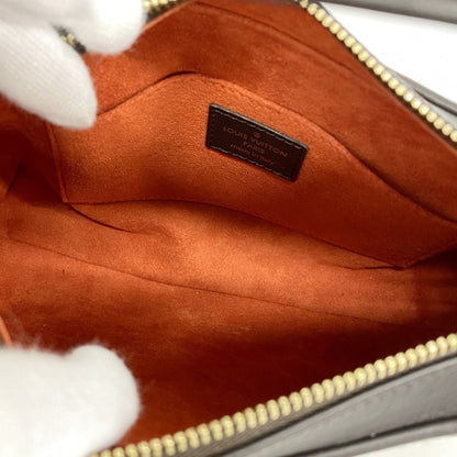 Louis Vuitton    Handbag