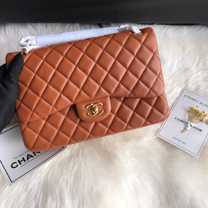 Chanel Luxury Handbag Style 184