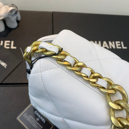 Chanel Luxury Handbag Style 585