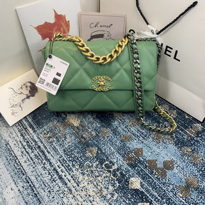 Chanel Luxury Handbag Style 496