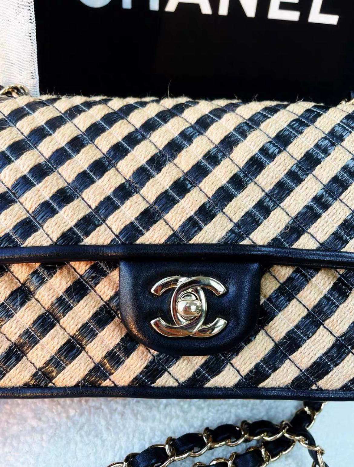 Chanel 21P Small Urban Jungle Flap Beige And Black Stripe Raffia Jute Gold Hardware