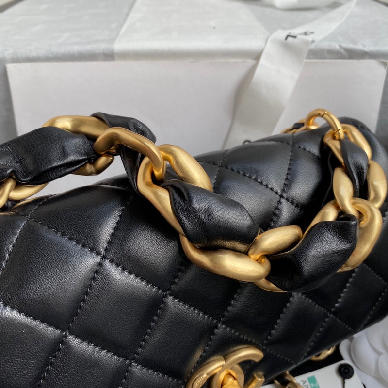 Chanel Luxury Handbag Style 626