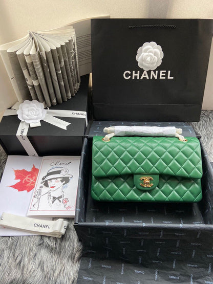 Chanel Luxury Handbag Style 306