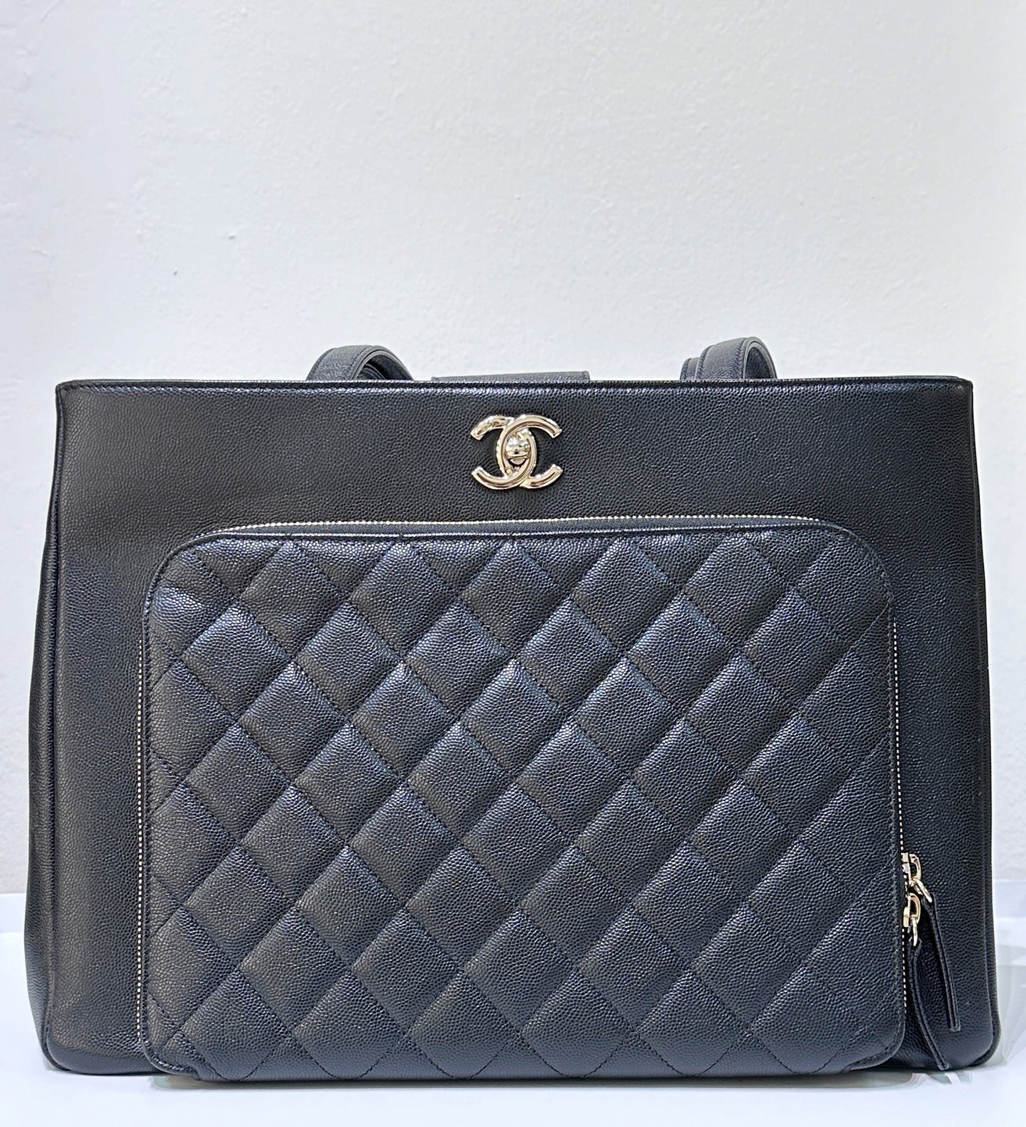 Chanel Business Affinity Shopping Tote Caviar Black GHW