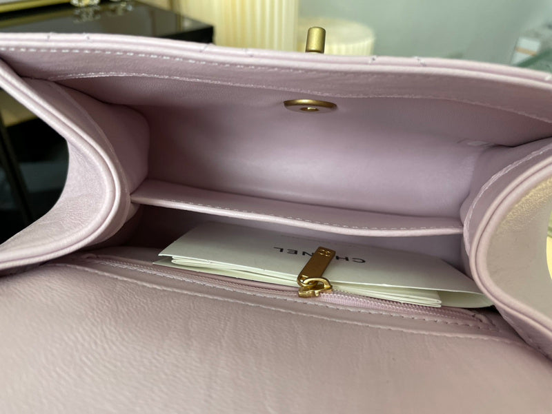 Chanel Luxury Handbag Style 630