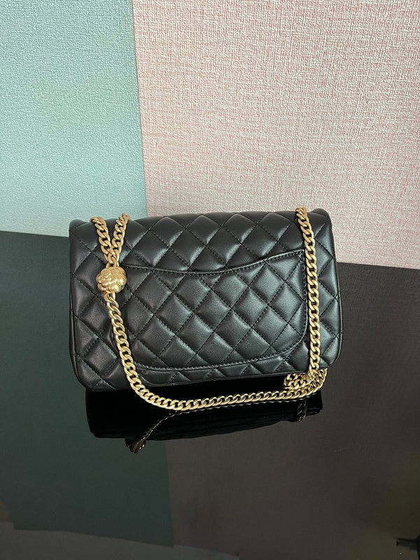 Chanel Luxury Handbag Style 89