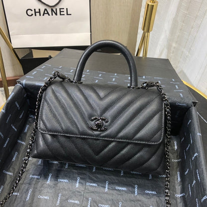 Chanel Luxury Handbag Style 521