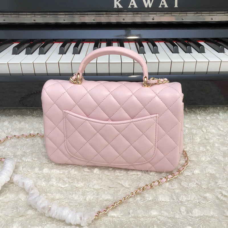 Chanel Luxury Handbag Style 562