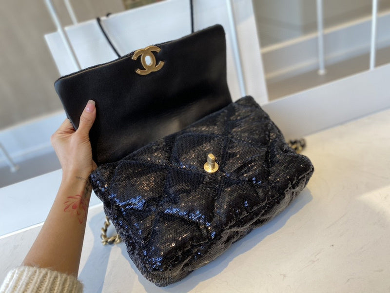 Chanel Luxury Handbag Style 508