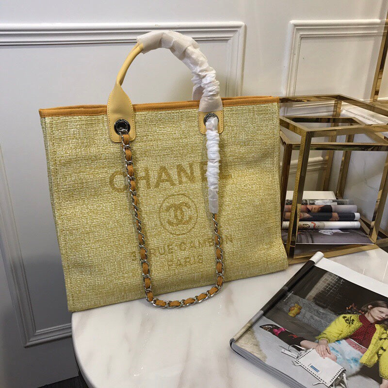 Chanel Luxury Handbag Style 543