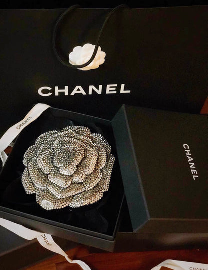 Chanel Strass And Resin Camellia Evening Clutch Bag Silver Hardware 2018