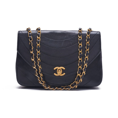 Chanel Flap Black Chain Shoulder Bag Style