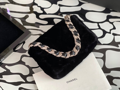 Chanel Luxury Handbag Style 592
