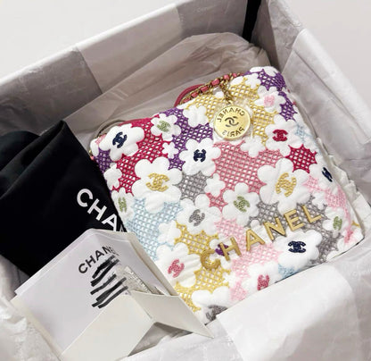 Blooming Raffia Chanel 22 In Lace Patchwork With Gold-Tone Hardware Mini Size