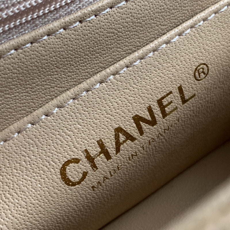 Chanel Luxury Handbag Style 276