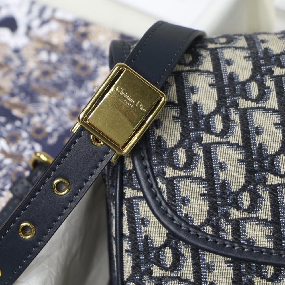 Gucci Leather Crossbody Bag