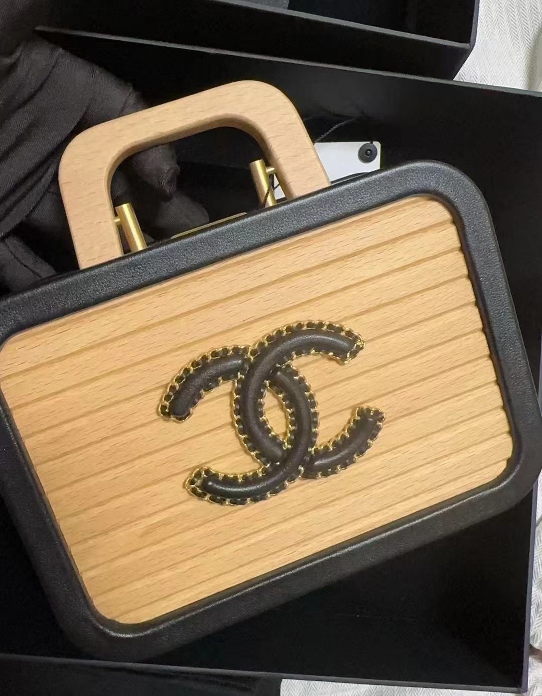 Chanel Chanel 22 Lambskin Black Shoulder Bag