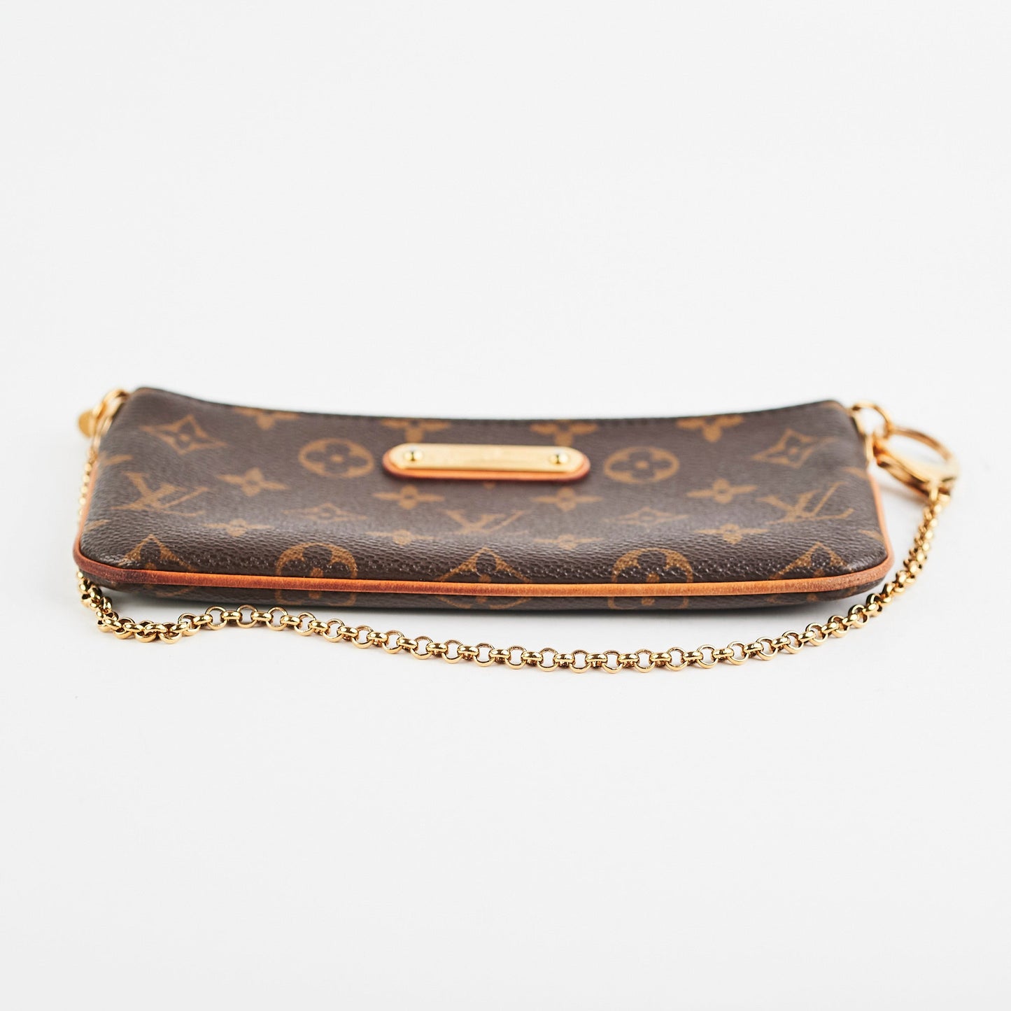 Louis Vuitton Pochette Milla MM Monogram