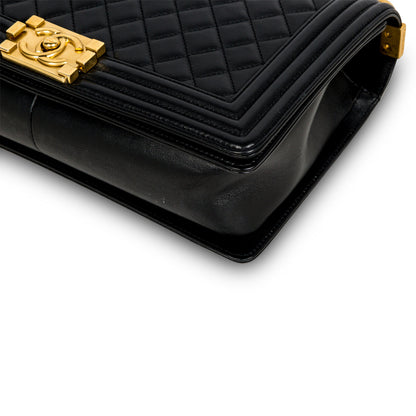 Chanel Boy Bag Lambskin Black Shoulder Bag Style 8