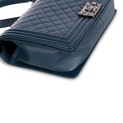 Chanel Boy Bag Lambskin Black Shoulder Bag Style 6