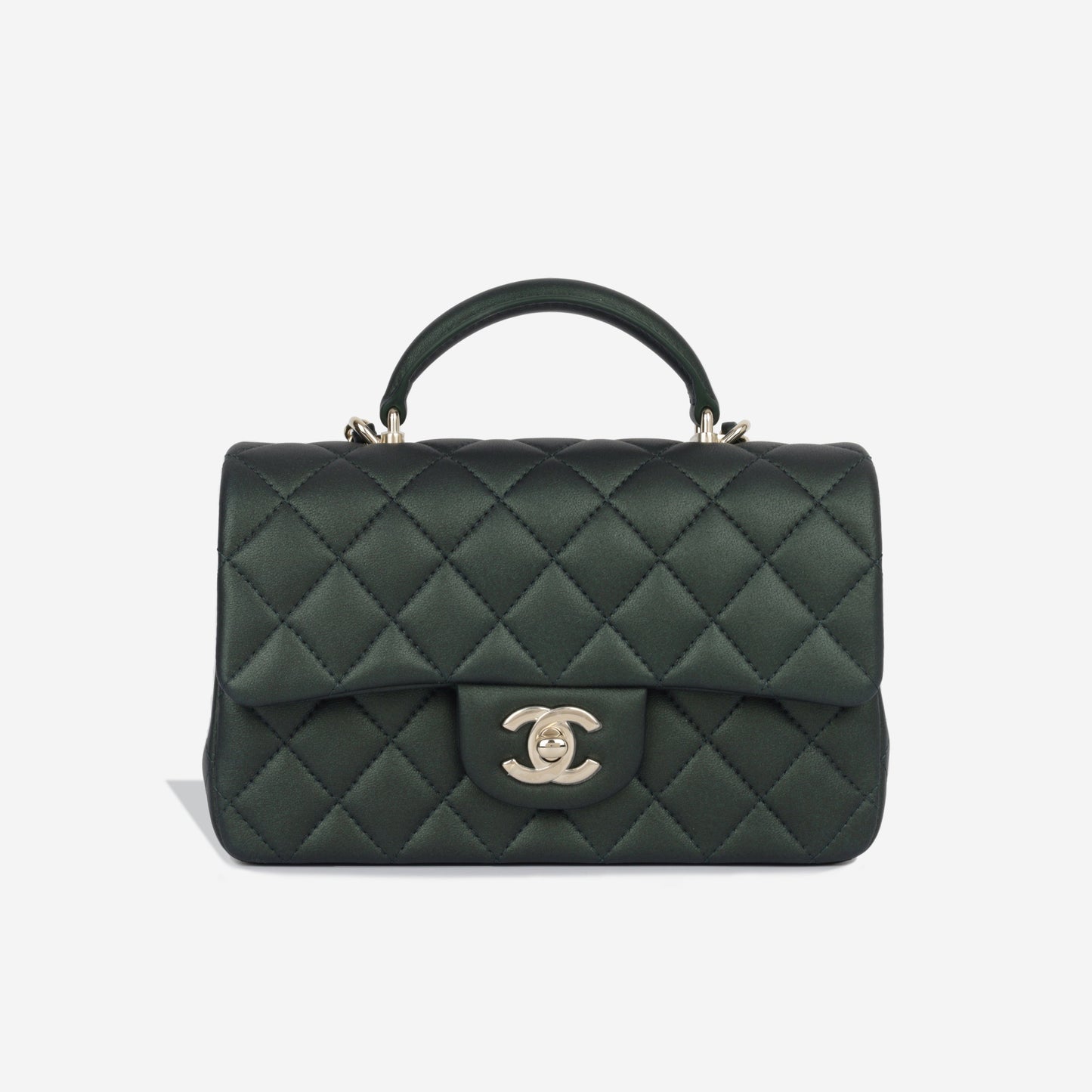 Chanel Classic Flap Lambskin Gold Shoulder Bag Style 122