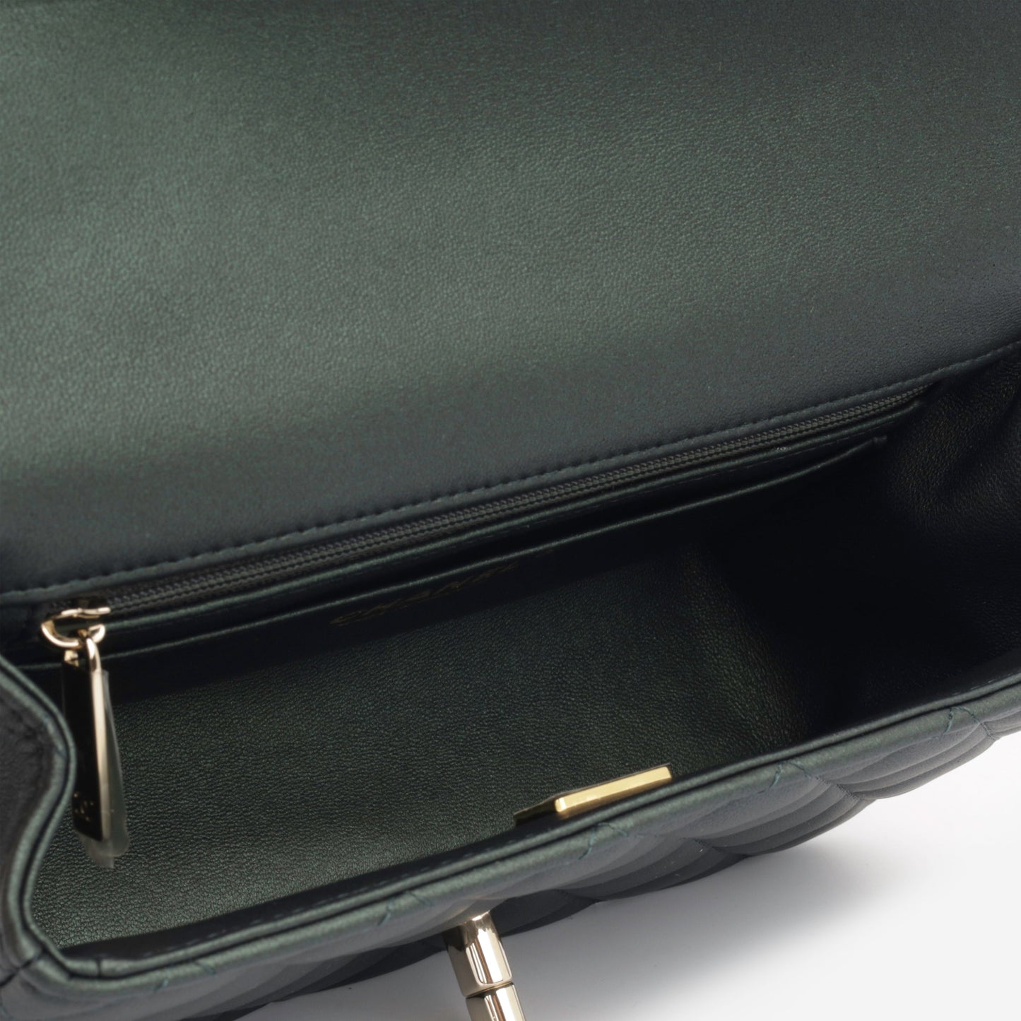 Chanel Classic Flap Lambskin Gold Shoulder Bag Style 122