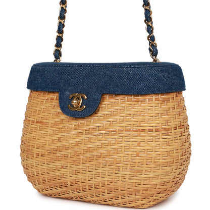 Chanel Luxury Leather Gold Handbag Leather