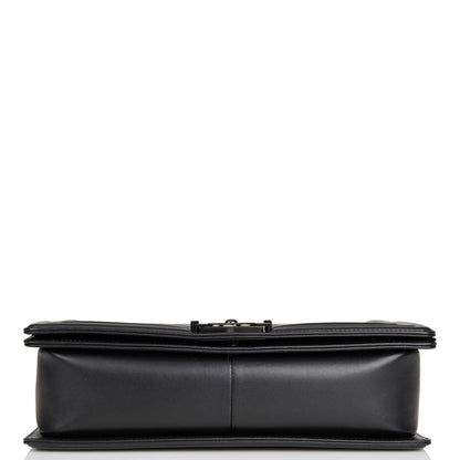 Chanel New Medium Boy Bag So Black Calfskin Black Hardware