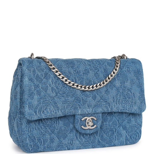 Chanel Caviar Silver Shoulder Bag Caviar