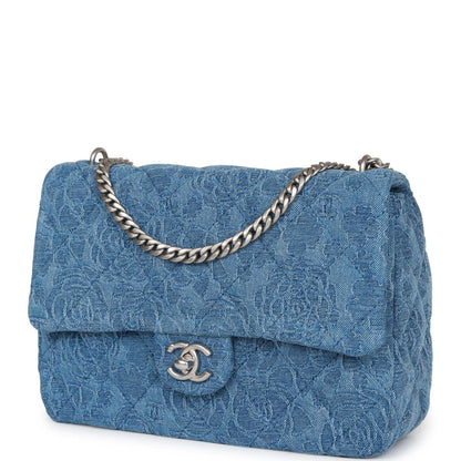 Chanel Caviar Silver Shoulder Bag Caviar