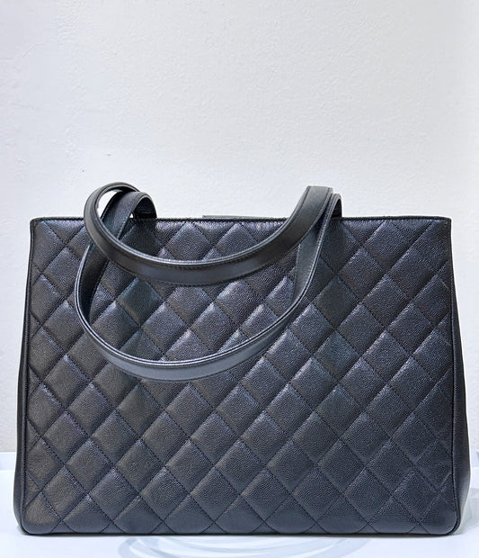 Chanel Business Affinity Shopping Tote Caviar Black GHW