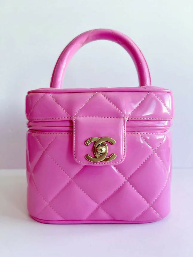 Chanel 1995 Barbie Mirror Vanity Case- Pink Patent Leather