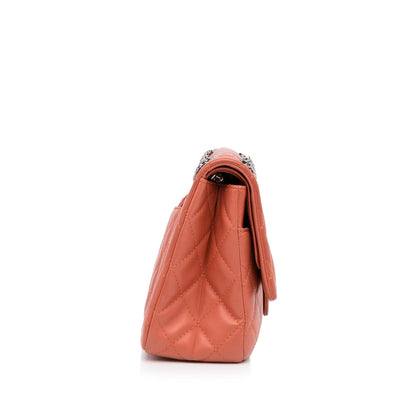 Chanel Luxury Handbag Style 22