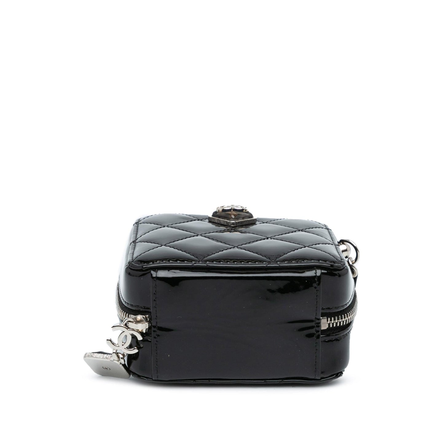 Chanel Cc Quilted Patent Diamond Resin Clutch With Chain